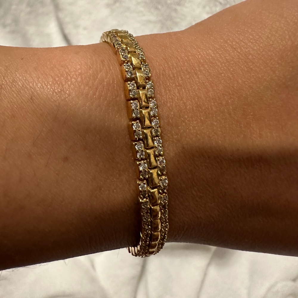 Henri Bendel Pave Link Bracelet Gold